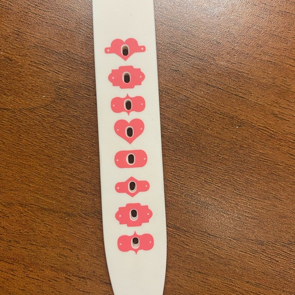 Perfect for Valentines Day!Swatch 2015 Unlock My Heart Watch - Picture 4 of 5